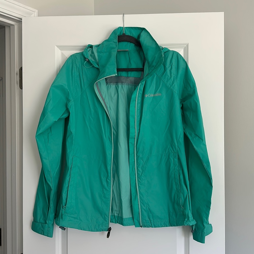 Green Women’s Columbia Rain Jacket